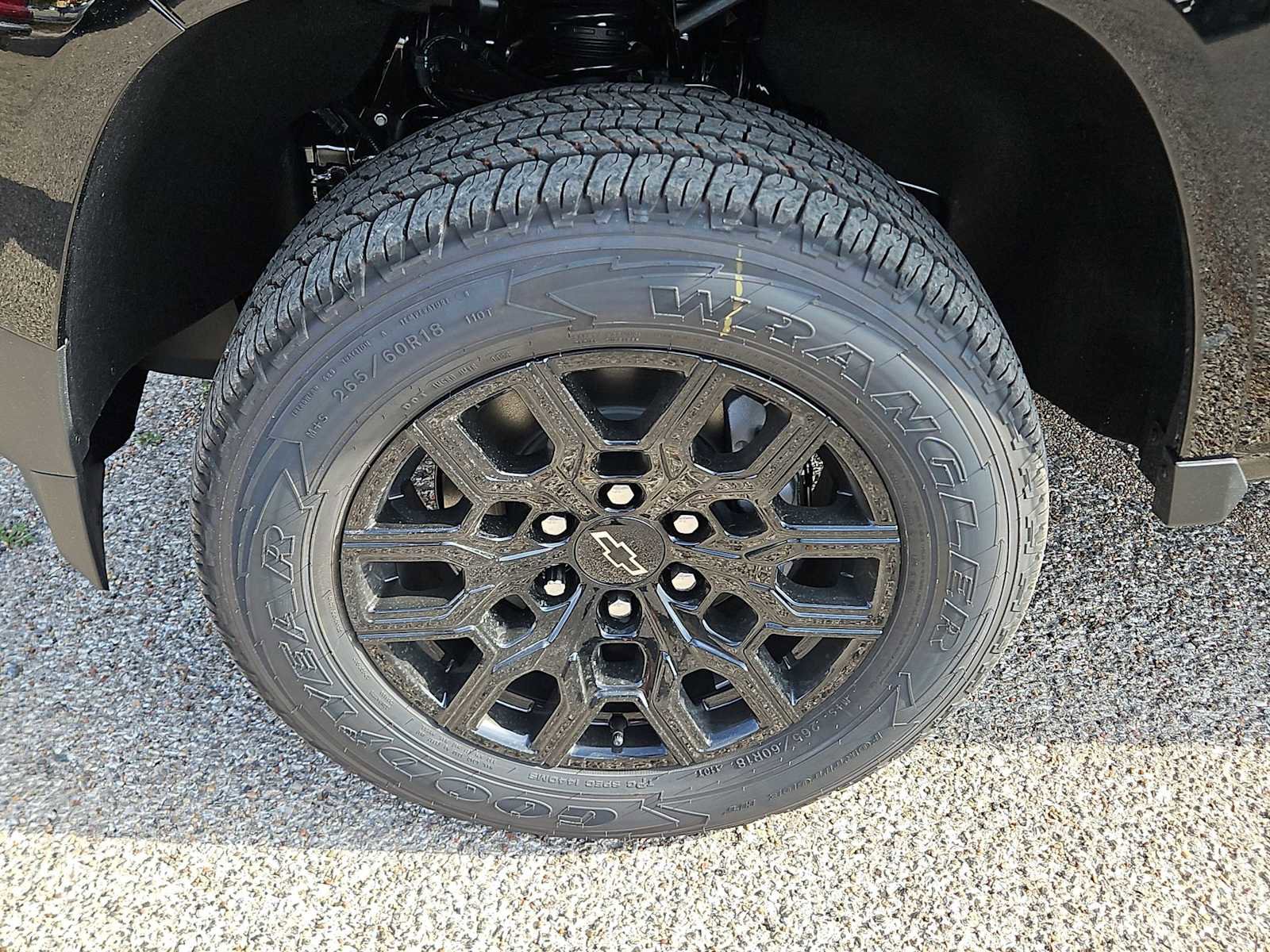 New 2026 Chevrolet Colorado W/T w/ WT Custom Package AWD/4WD image 12