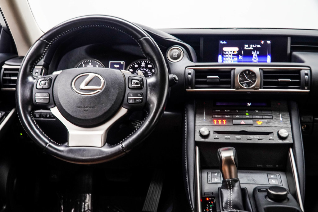 Used 2020 Lexus IS 300 AWD w/ Premium Package image 19