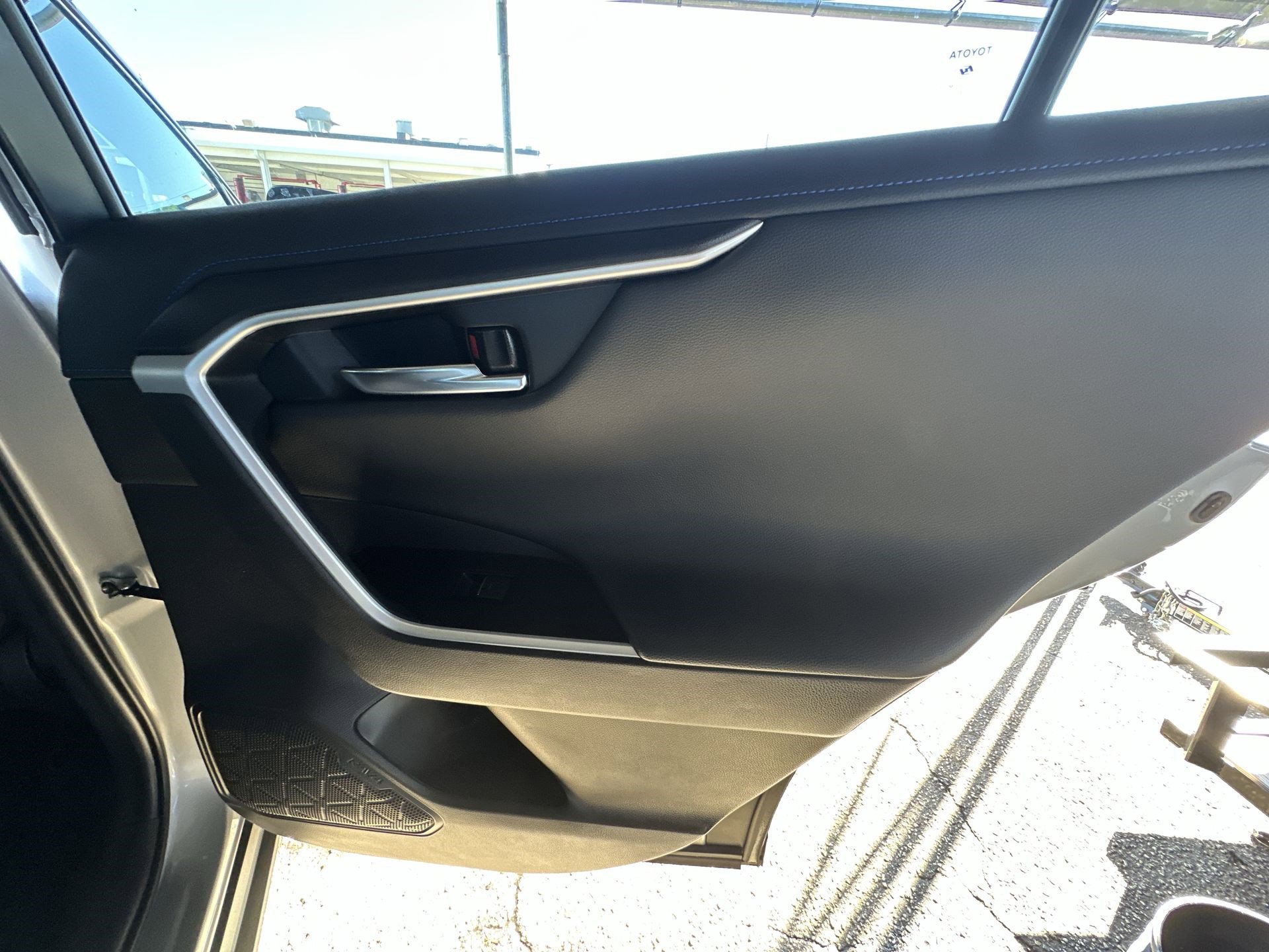 Used 2024 Toyota RAV4 XSE image 32