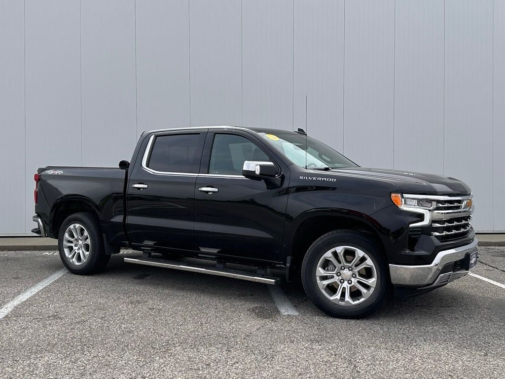 Used 2023 Chevrolet Silverado 1500 LTZ w/ Technology Package AWD/4WD image 9