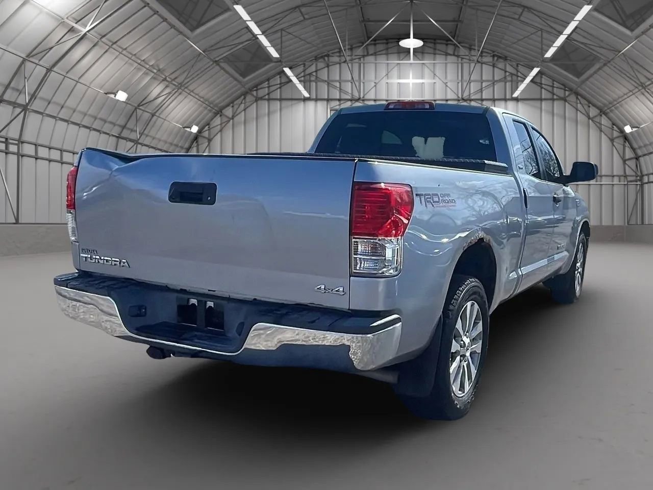 Used 2012 Toyota Tundra 4x4 Double Cab w/ TRD Off-Road Pkg image 5