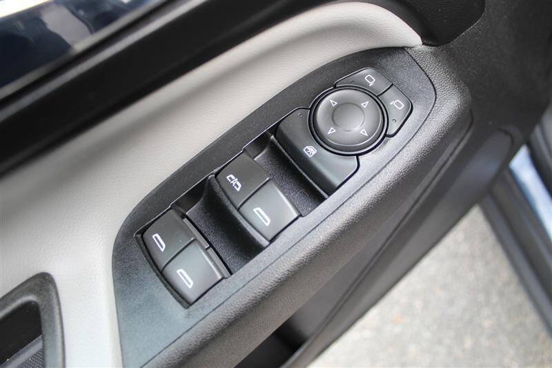 Used 2018 Chevrolet Equinox LS w/ LPO, Protection Package AWD/4WD image 12