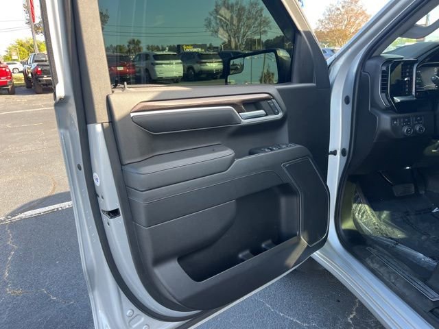 Used 2022 Chevrolet Silverado 1500 LT image 5