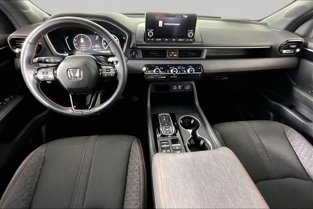 Used 2024 Honda Pilot Sport image 7