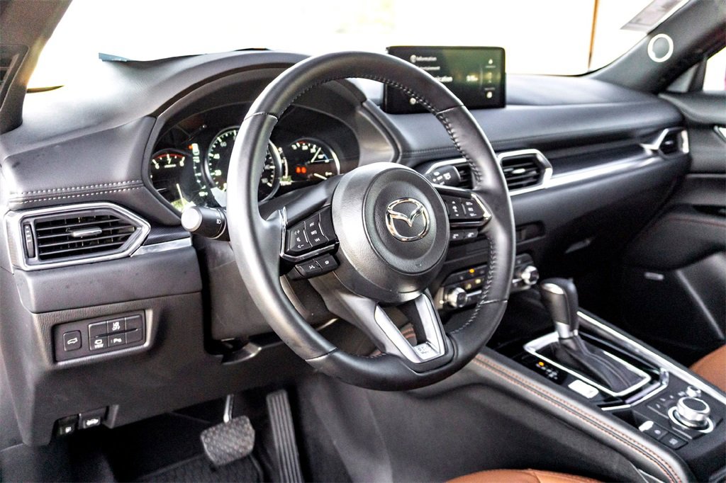 Certified 2025 MAZDA CX-5 Carbon Edition image 15