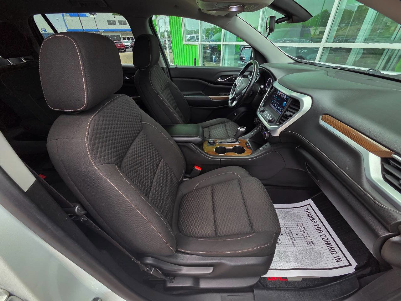 Used 2018 GMC Acadia SLE w/ LPO, Floor Liner Package image 19