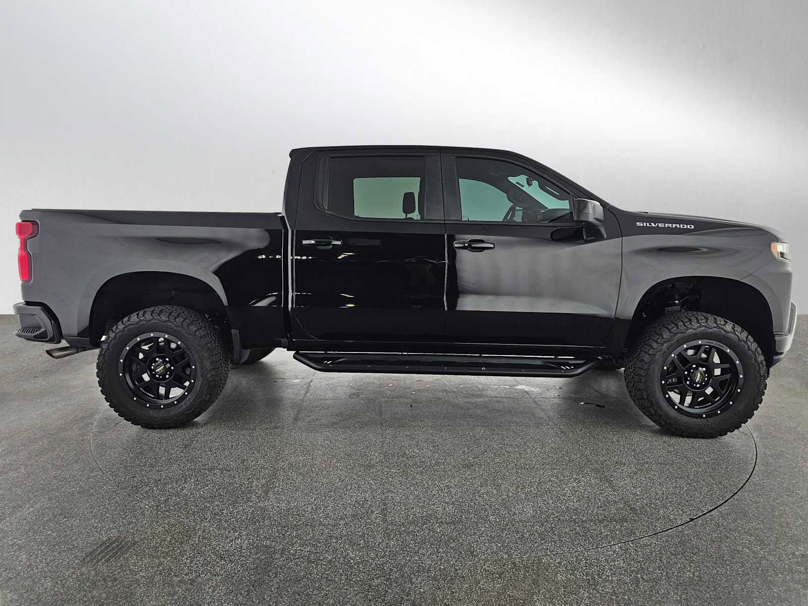 Used 2019 Chevrolet Silverado 1500 RST w/ All-Star Edition RWD image 2