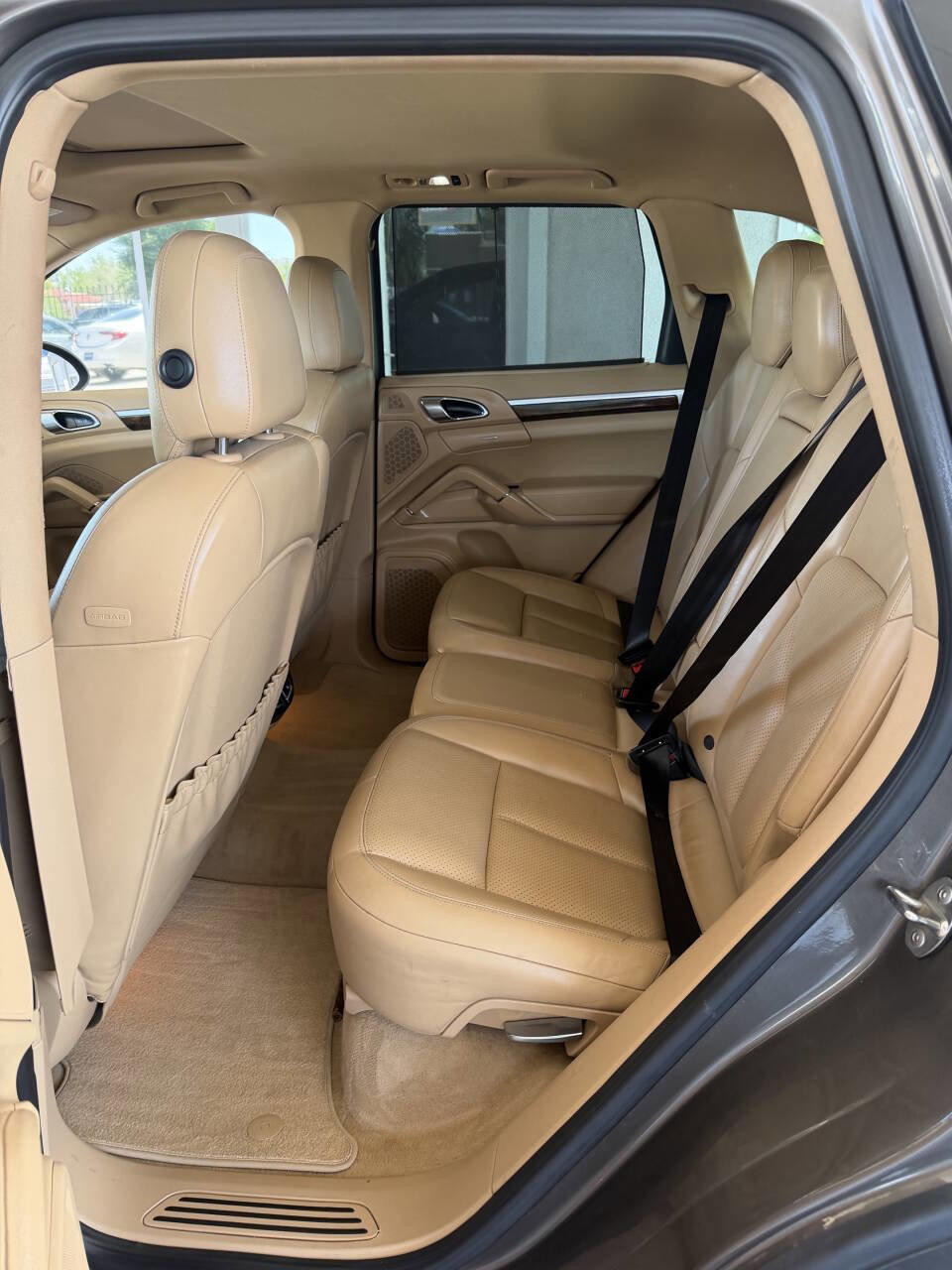 Used 2013 Porsche Cayenne Diesel AWD/4WD image 9