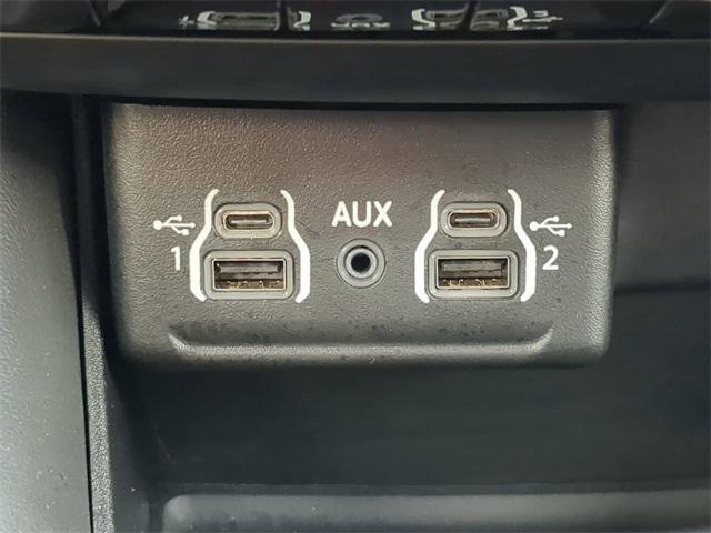 Certified 2025 Dodge Durango GT image 27