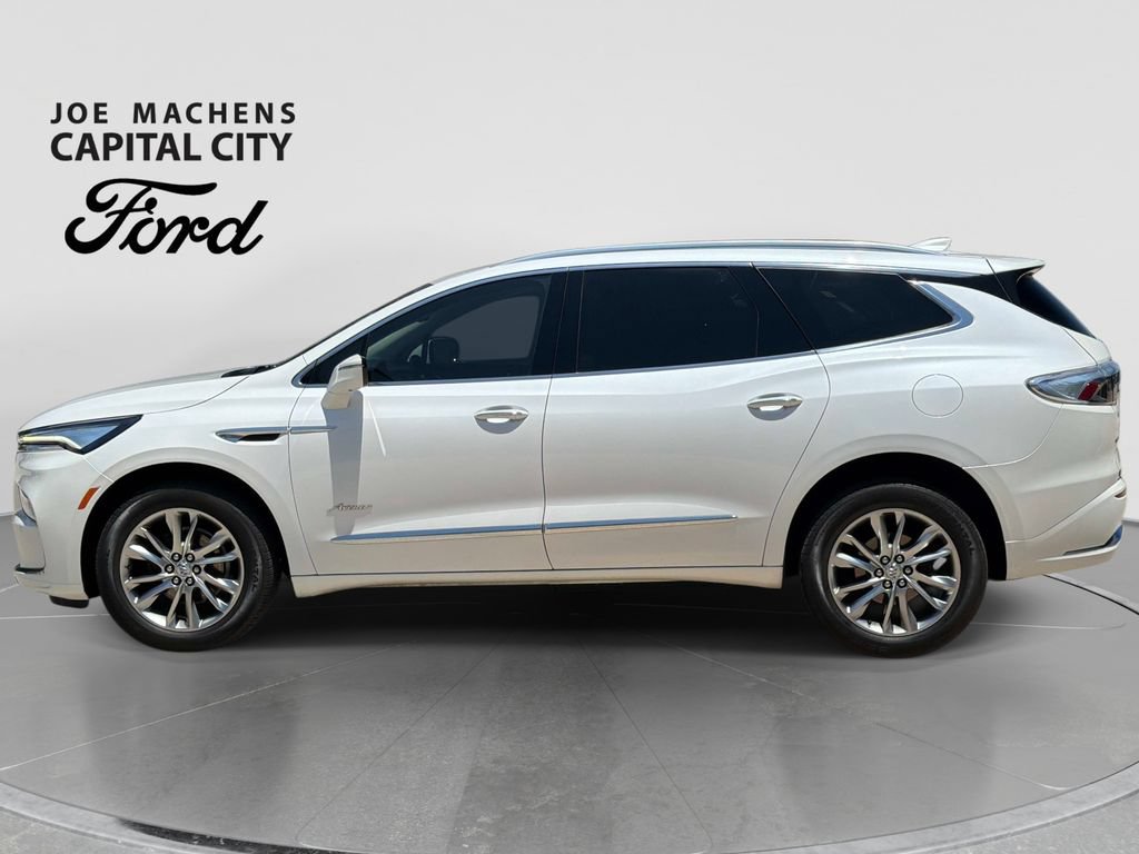 Used 2024 Buick Enclave Avenir FWD image 8