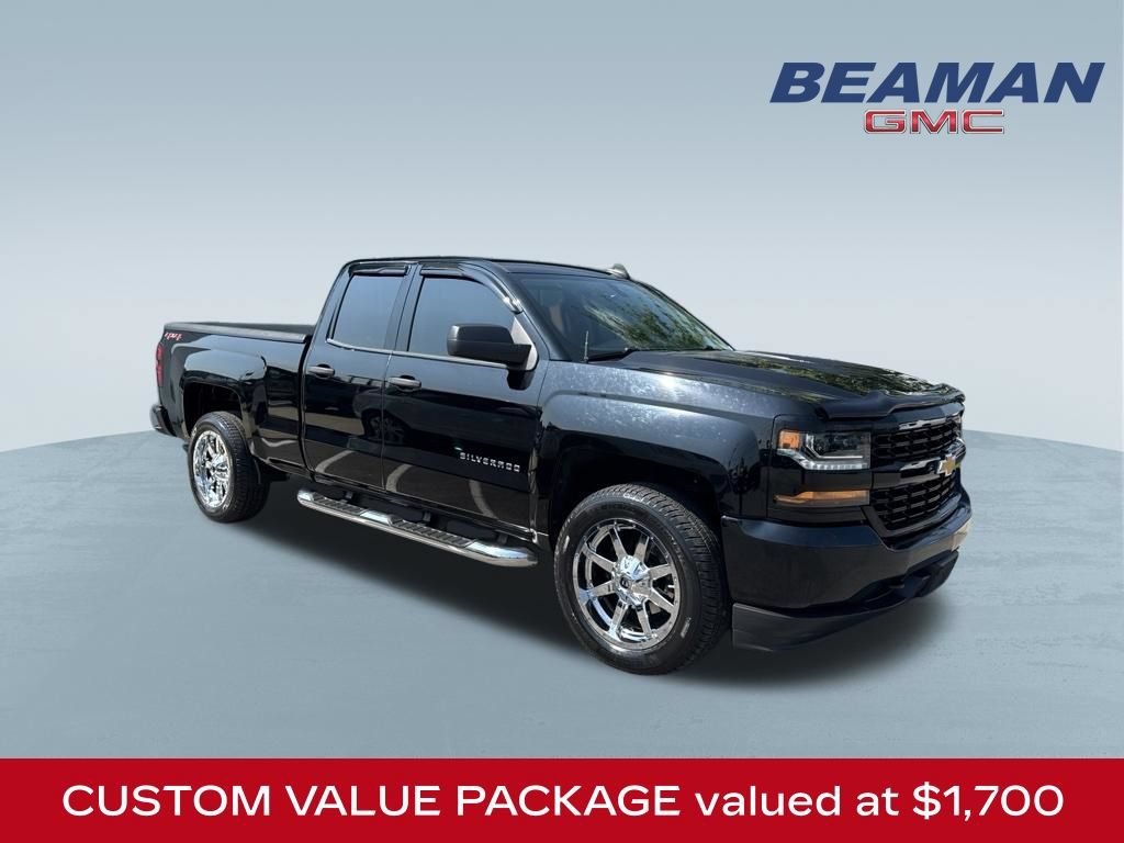 Used 2018 Chevrolet Silverado 1500 Custom w/ Custom Value Package AWD/4WD image 1