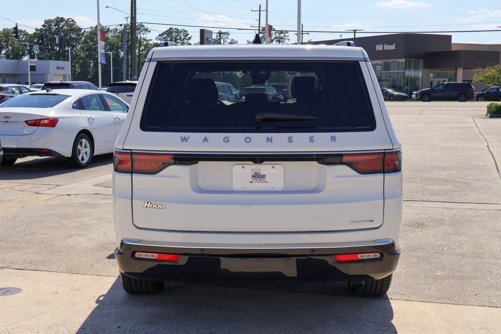 Used 2024 Jeep Wagoneer L Series II RWD image 24