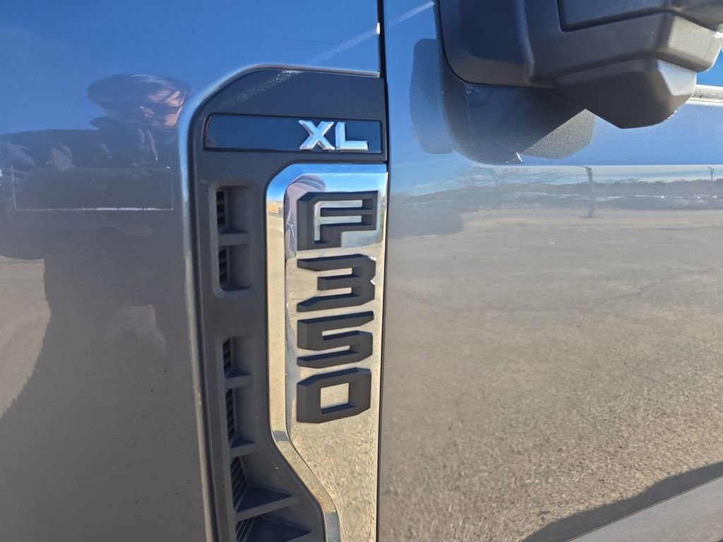 Used 2023 Ford F350 XL w/ 360-Degree Camera Package image 24