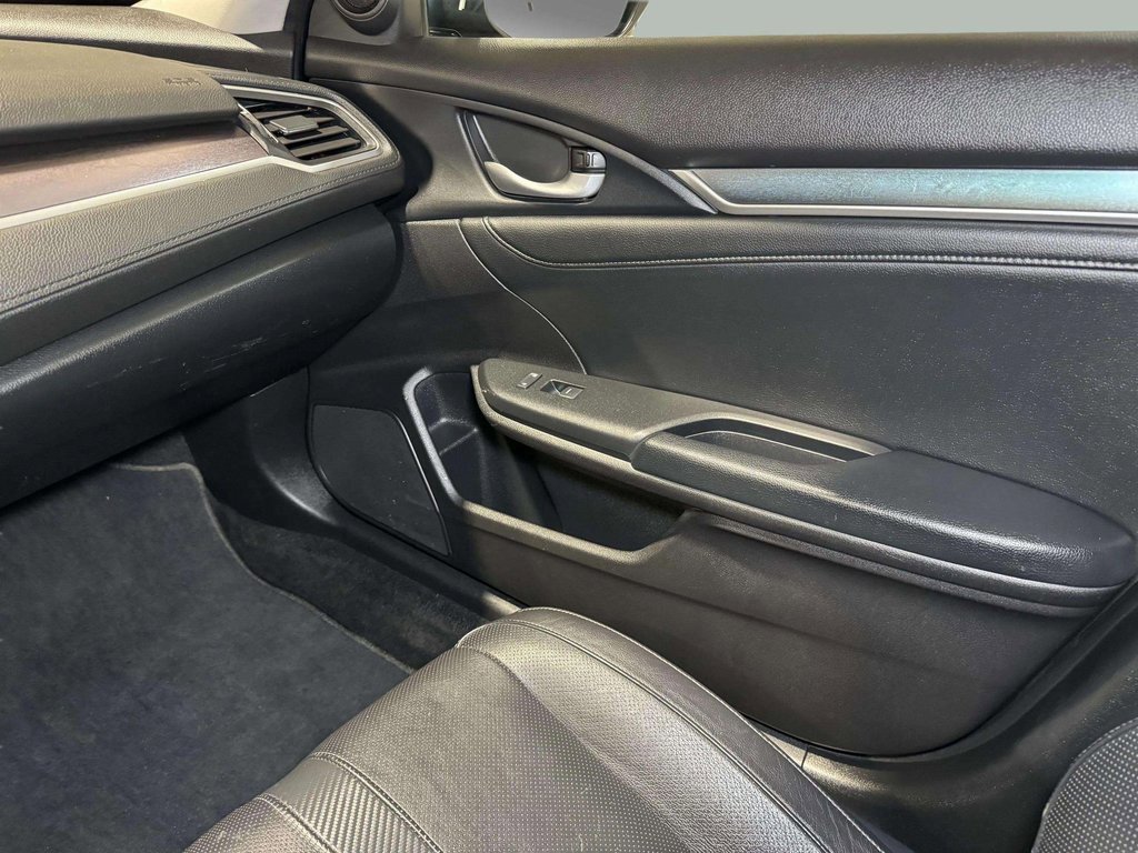 Used 2016 Honda Civic EX-L image 22