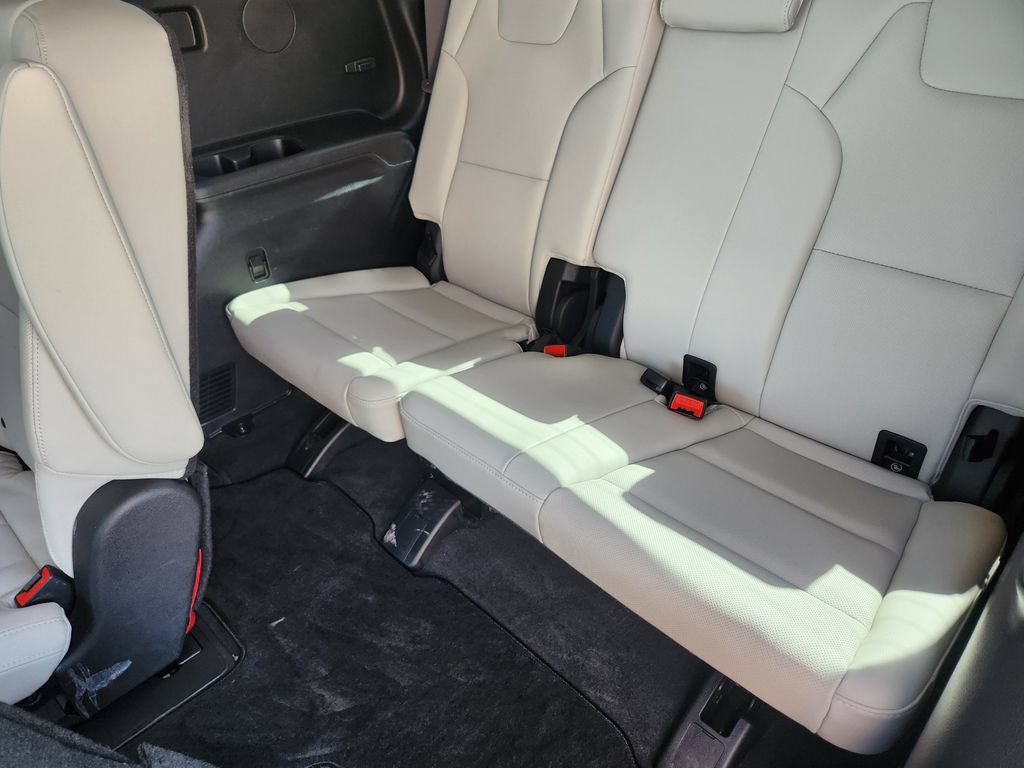 Certified 2024 Kia Telluride EX w/ EX Captain's Chair Package AWD/4WD image 35