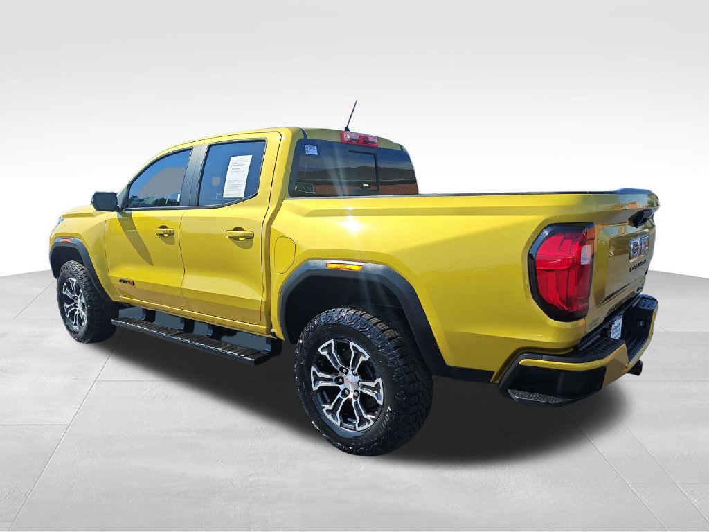 Used 2023 GMC Canyon AT4 w/ Technology Package AWD/4WD image 4