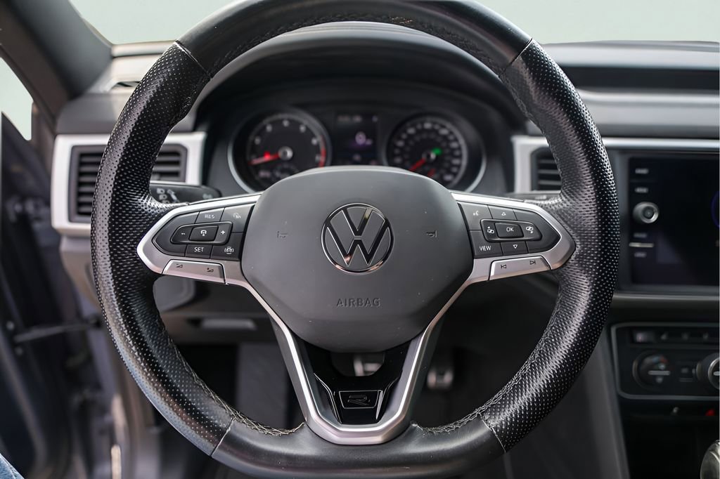 Used 2021 Volkswagen Atlas Cross Sport SE w/ Panoramic Sunroof Package FWD image 15