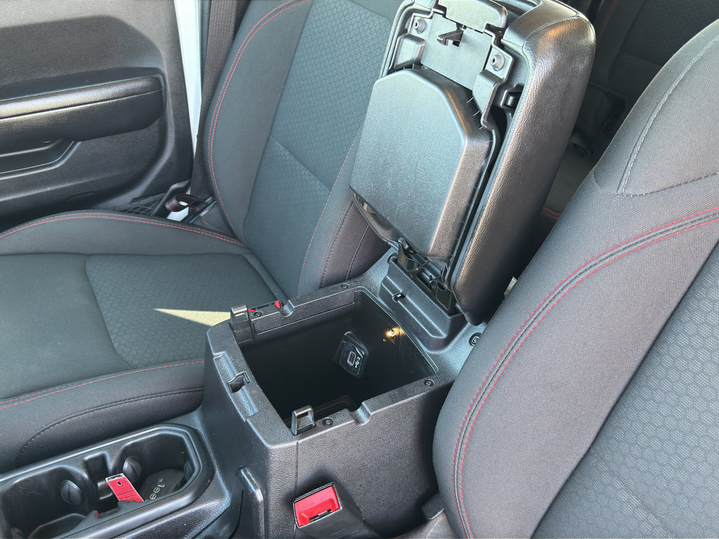 Used 2019 Jeep Wrangler Unlimited Rubicon AWD/4WD image 18