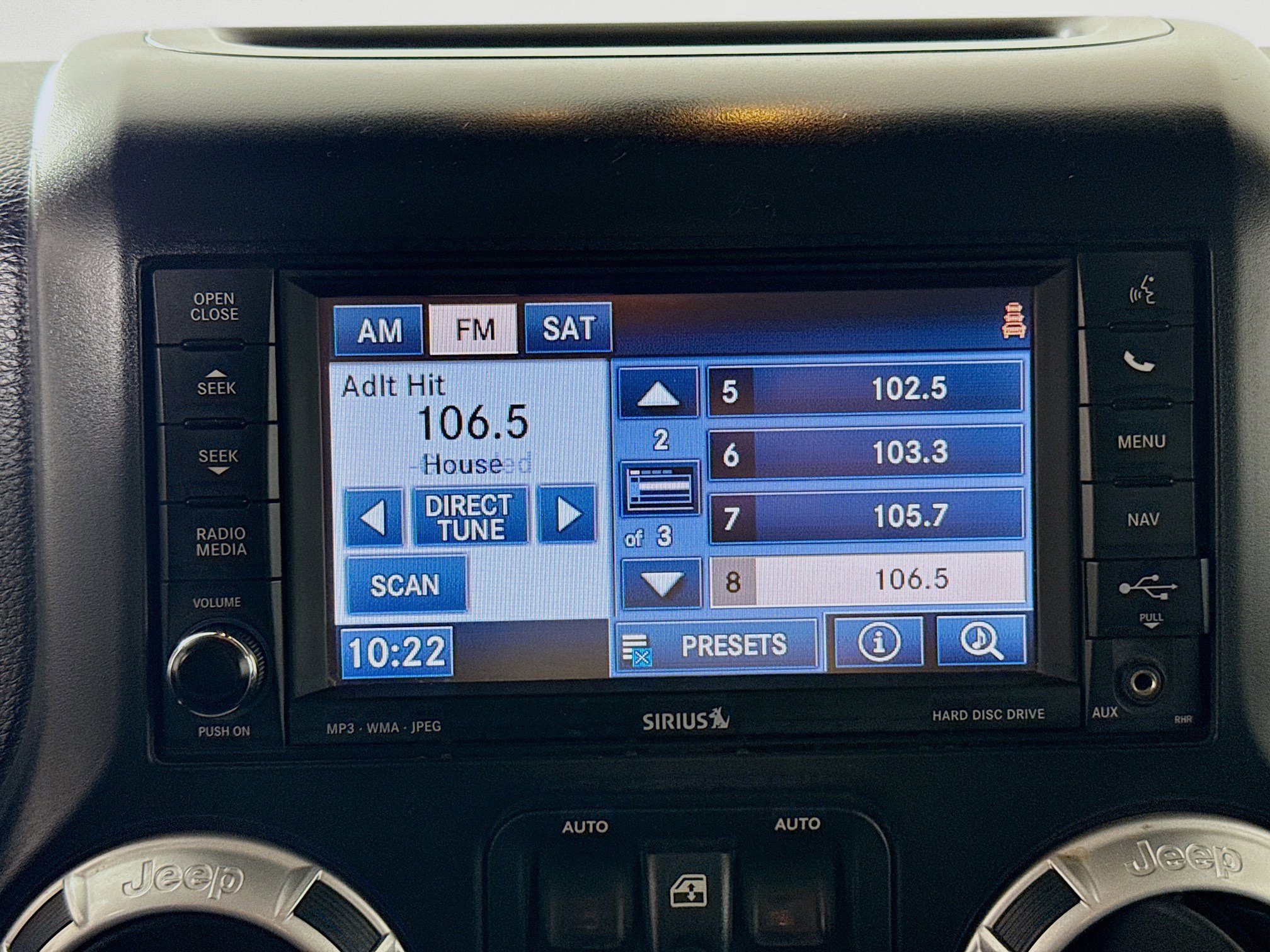 Used 2013 Jeep Wrangler Unlimited Sahara w/ Dual Top Group image 13