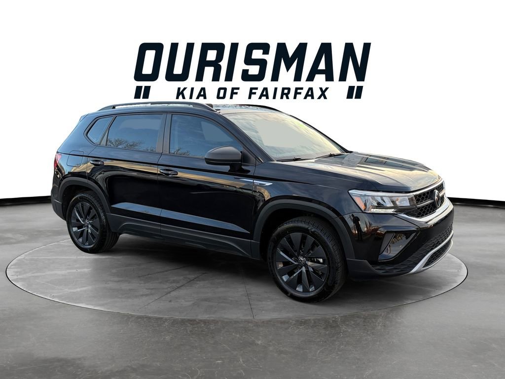 Used 2022 Volkswagen Taos S image 1