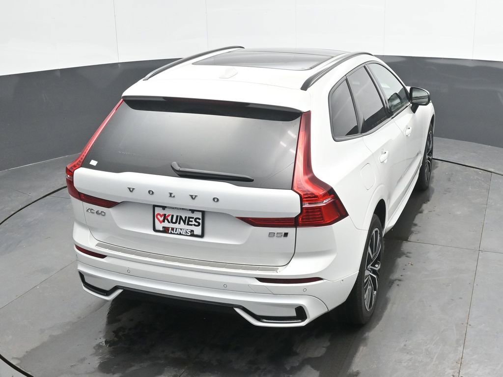Used 2024 Volvo XC60 B5 Plus w/ Protection Package Premier image 25