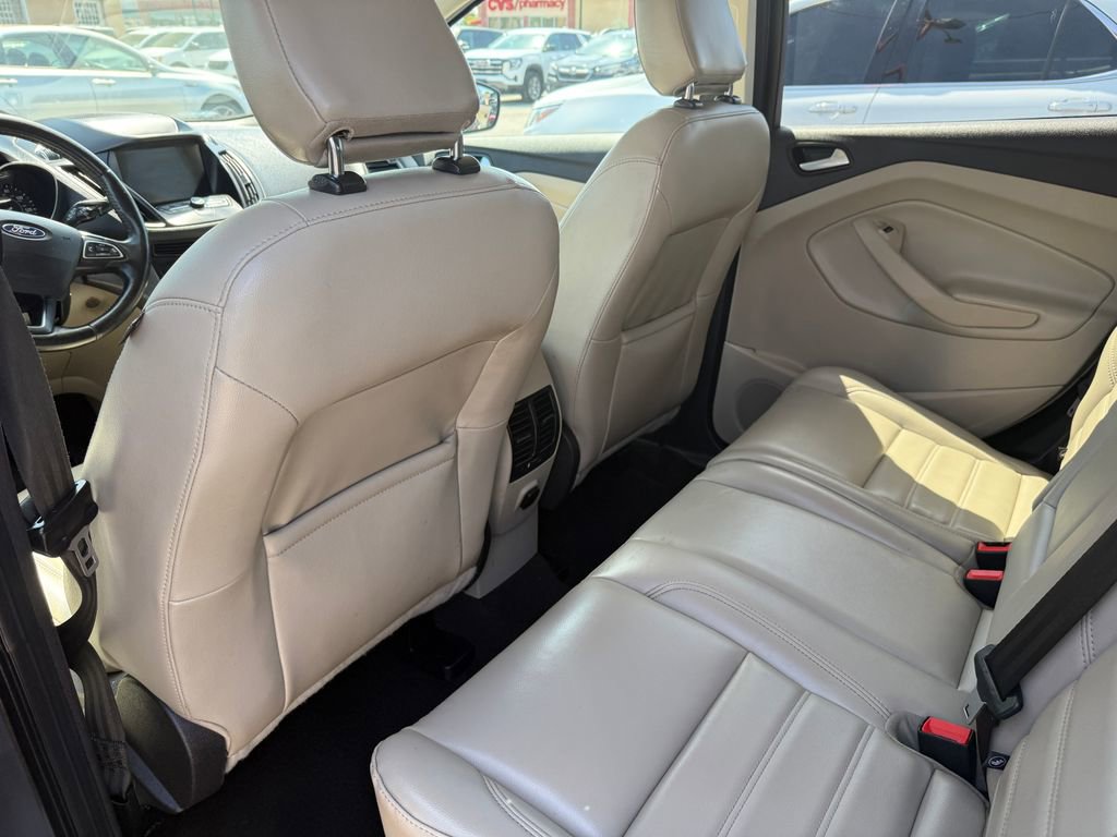 Used 2019 Ford Escape SEL AWD/4WD image 19