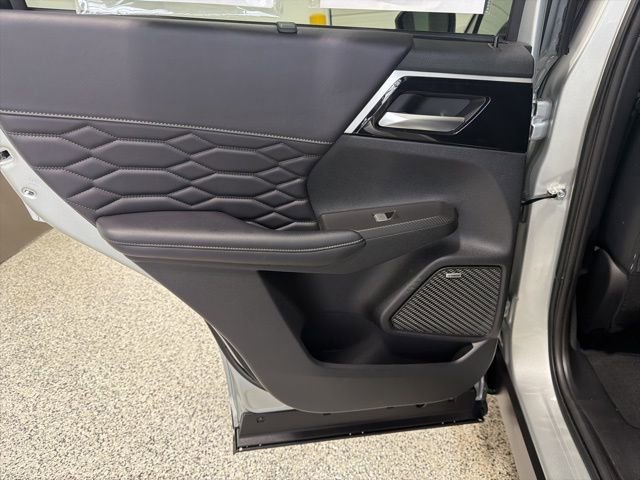 Used 2025 Mitsubishi Outlander SEL image 26