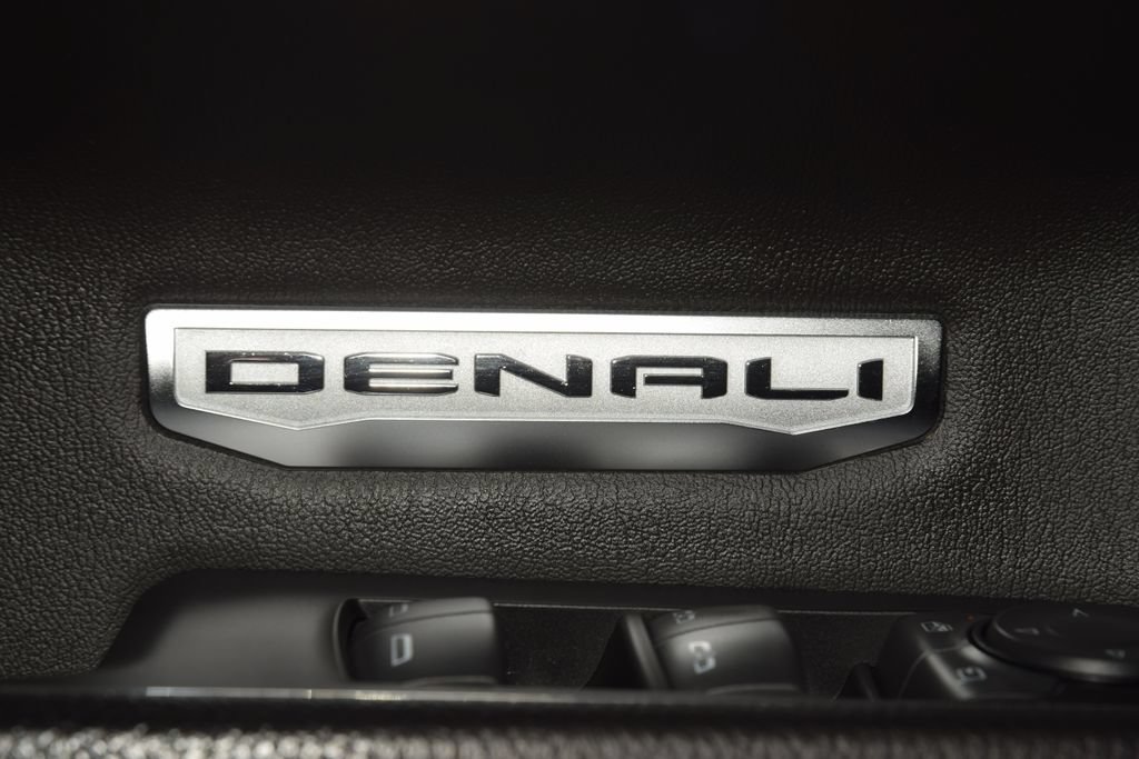 Used 2023 GMC Sierra 1500 Denali w/ Denali Reserve Package AWD/4WD image 54