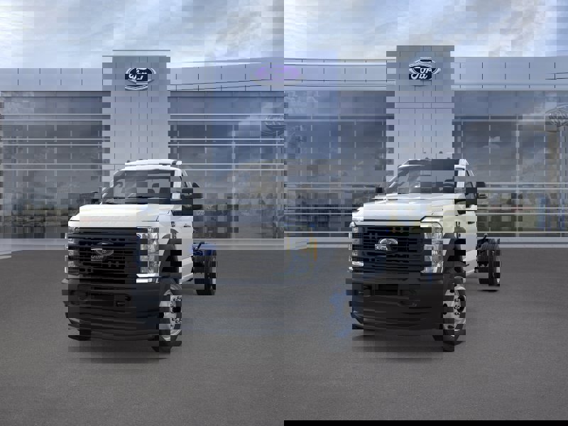 New 2026 Ford F550 4x4 Regular Cab Super Duty image 2