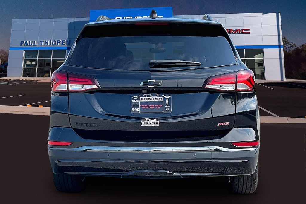 Used 2023 Chevrolet Equinox RS w/ RS Leather Package FWD image 6