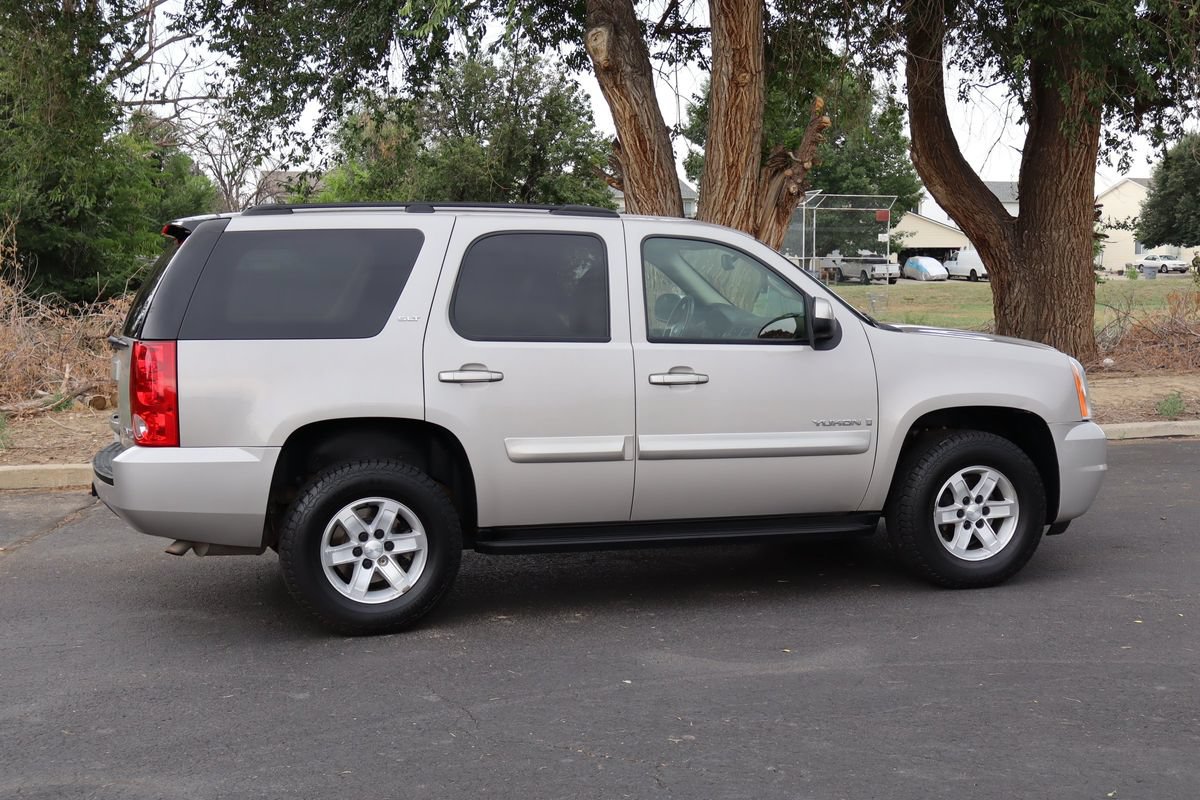 Used 2008 GMC Yukon SLT AWD/4WD image 4