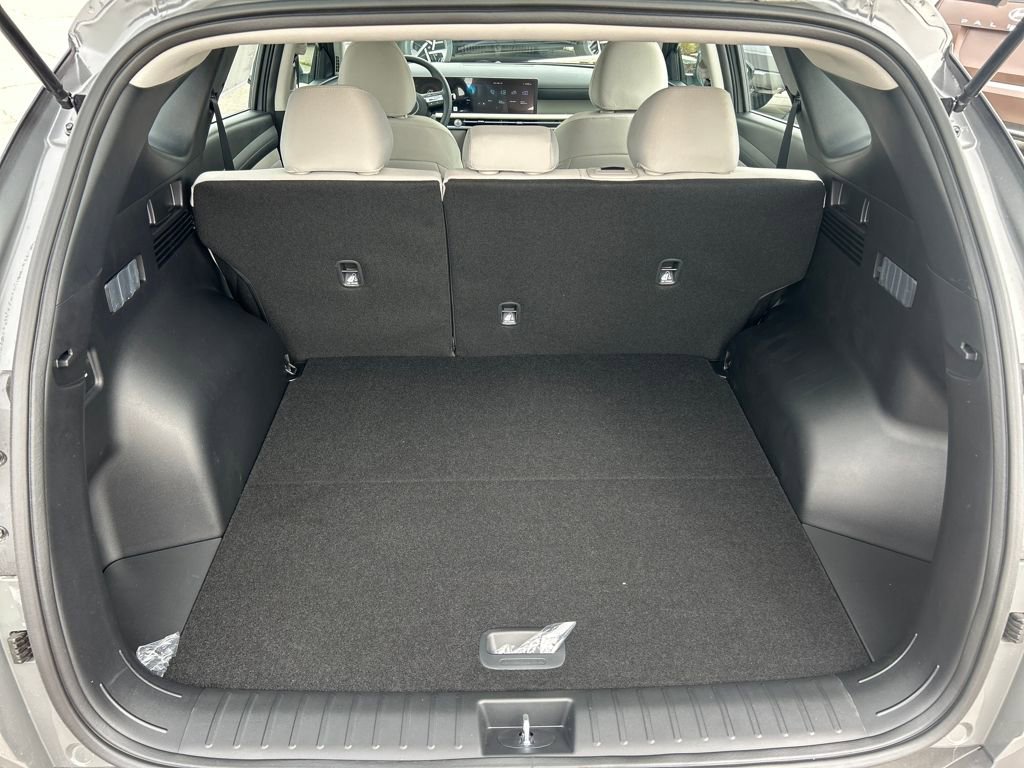 New 2026 Hyundai Tucson SE image 23