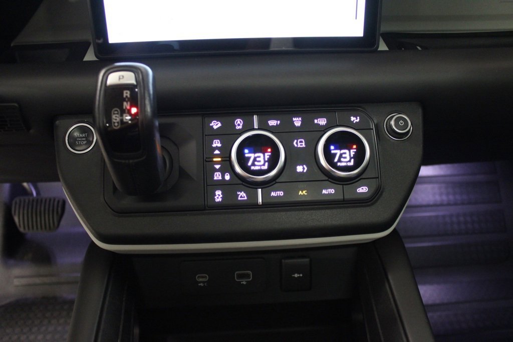 Used 2020 Land Rover Defender 110 HSE image 33