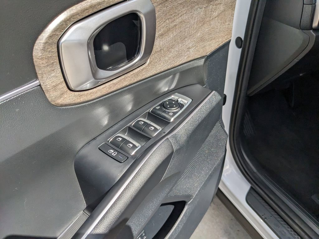 Certified 2023 Kia Sorento EX w/ Panoramic Sunroof Package image 22