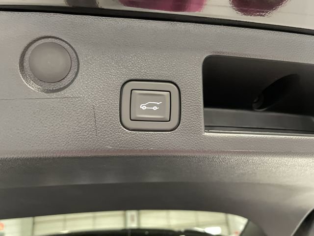 New 2026 Chevrolet Equinox RS w/ Convenience Package III image 16