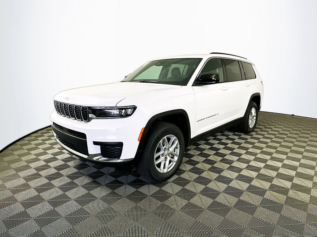 New 2026 Jeep Grand Cherokee L Laredo AWD/4WD image 4