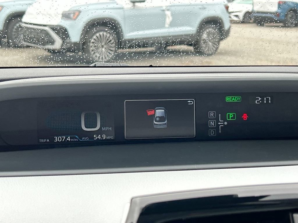 Used 2020 Toyota Prius XLE image 35