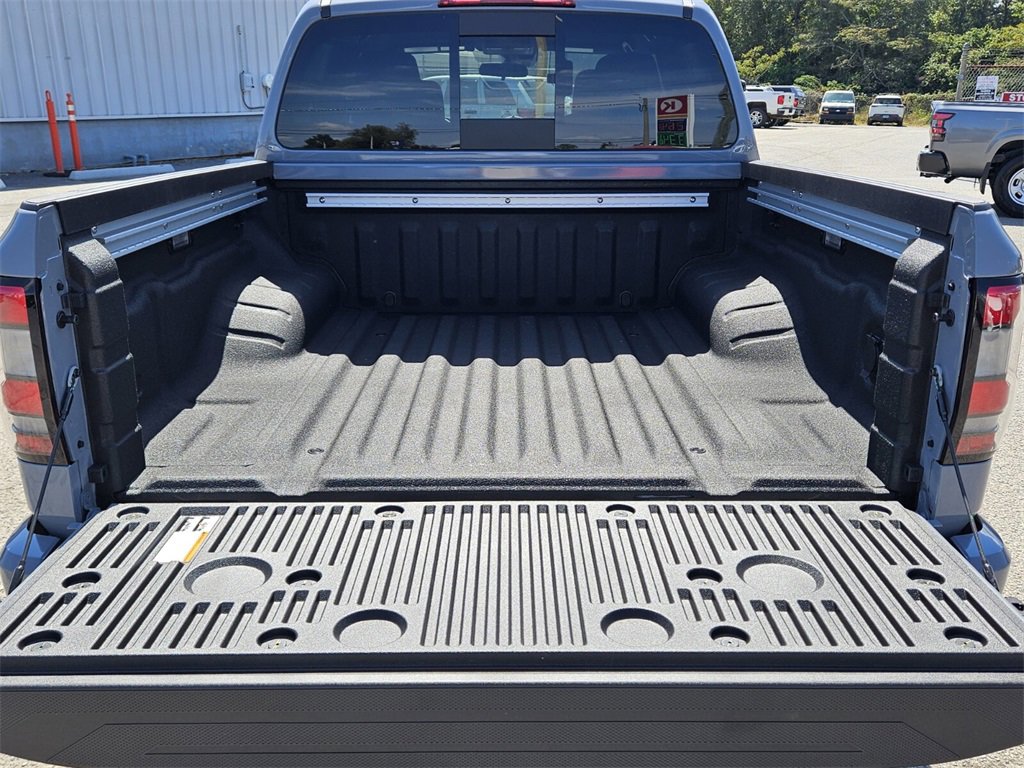 New 2026 Nissan Frontier SV w/ SV Convenience Package image 8
