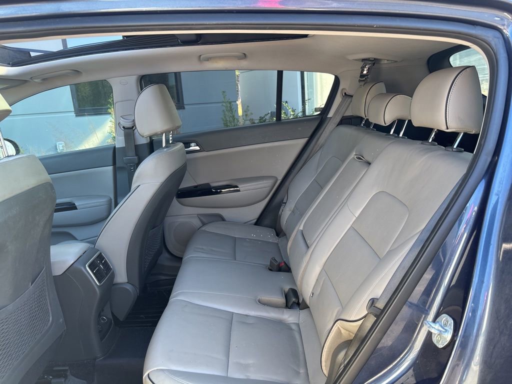 Used 2018 Kia Sportage EX w/ EX Premium Package image 19