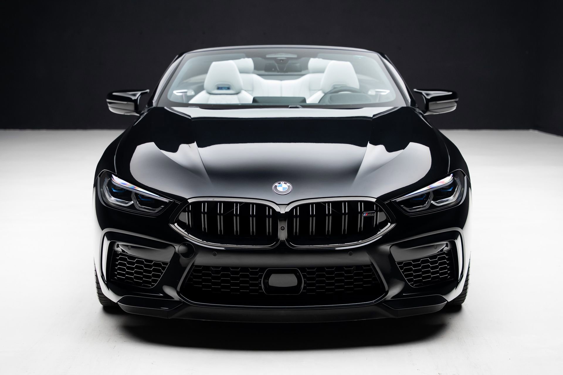 Used 2024 BMW M8 Competition image 9