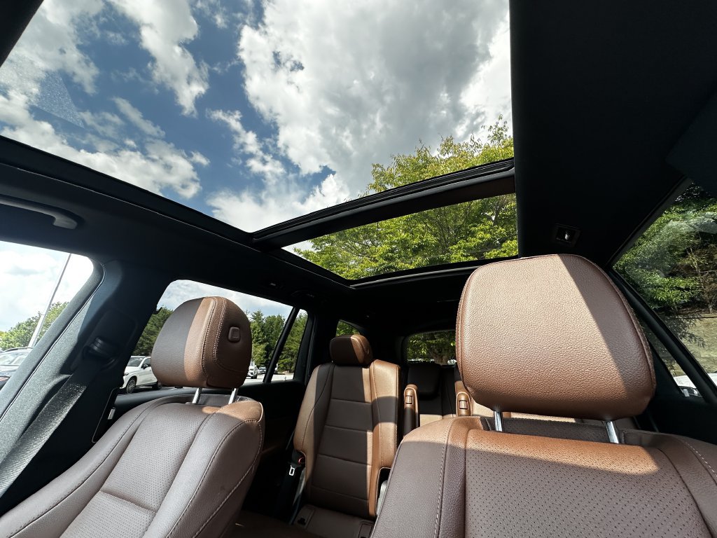 Certified 2024 Mercedes-Benz GLS 450 4MATIC image 33