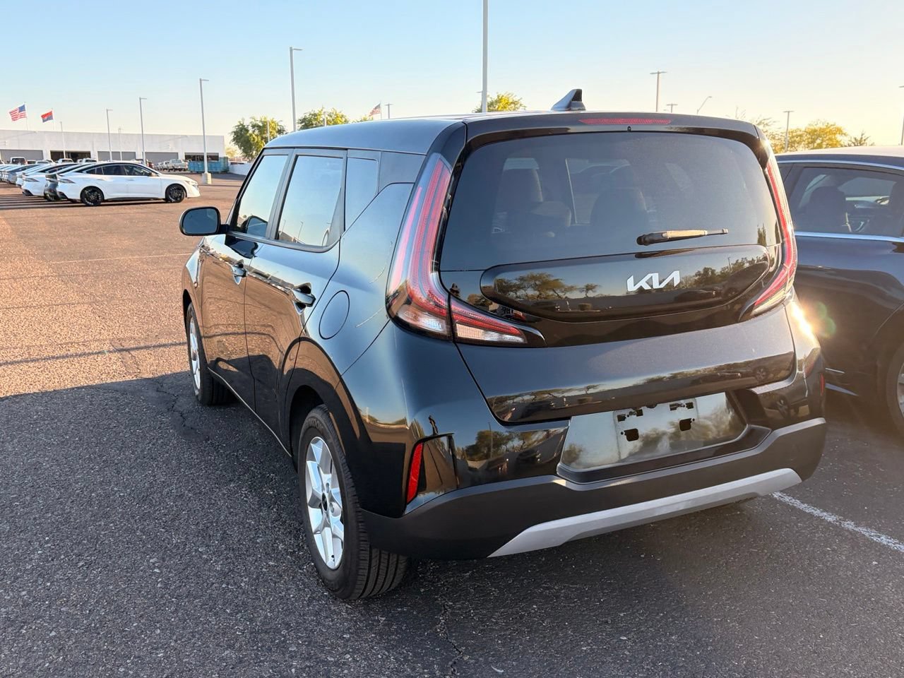 Used 2023 Kia Soul S FWD image 7