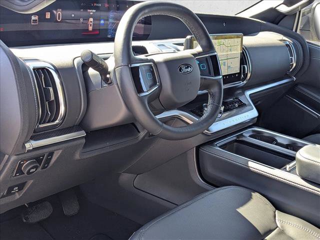 New 2026 Ford Expedition Platinum w/ Stealth Appearance Package image 3