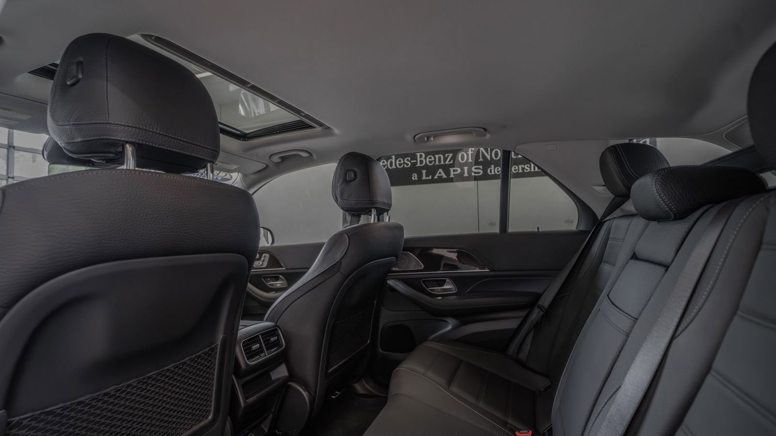 Used 2025 Mercedes-Benz GLE 450 4MATIC image 26