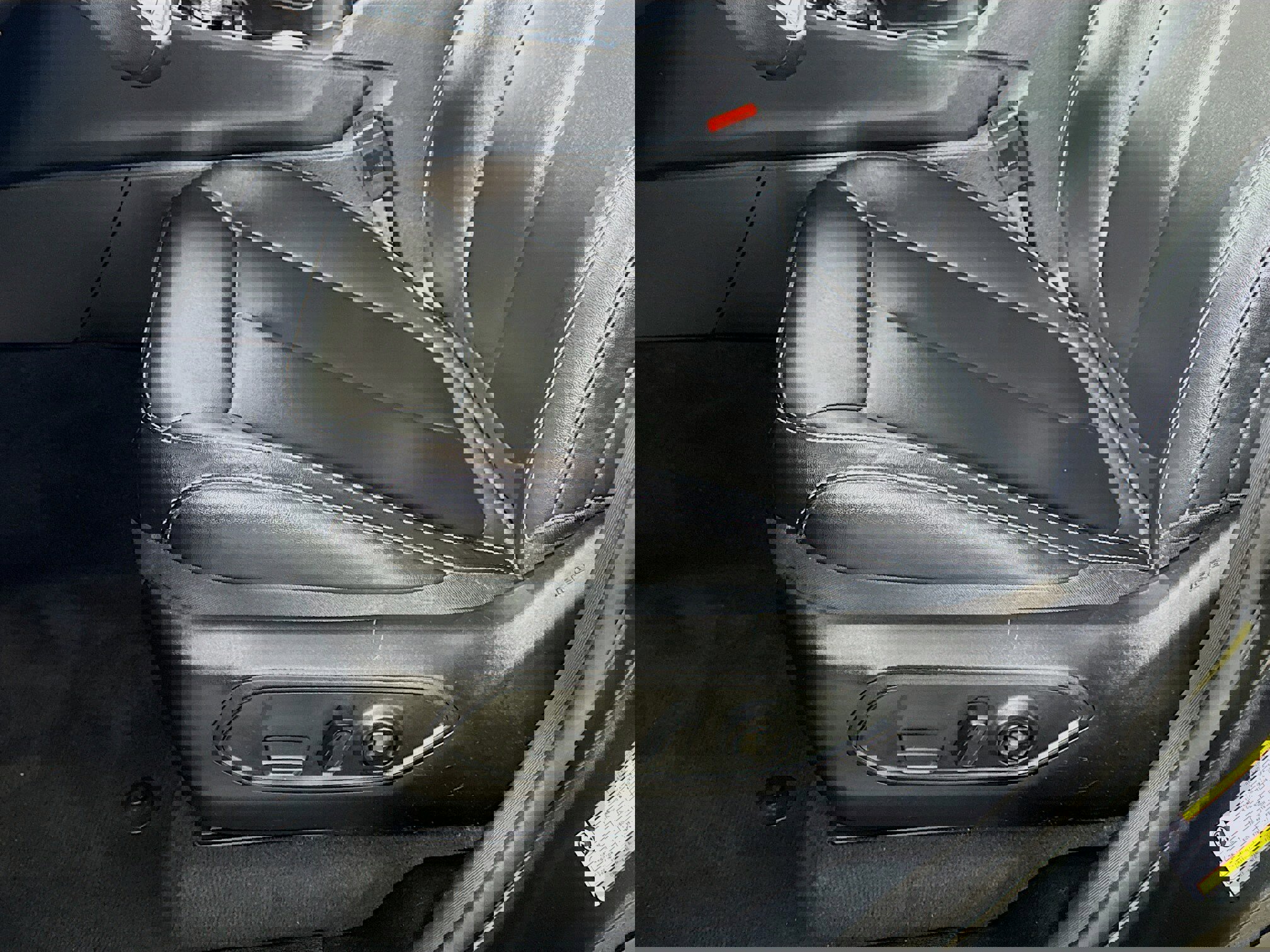 Used 2023 Jeep Grand Cherokee 4WD 4xe image 22