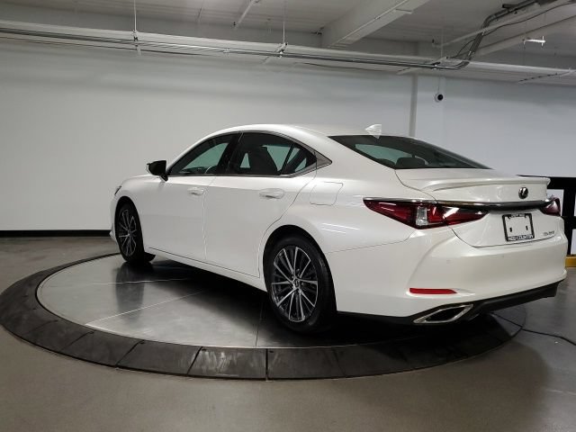 Used 2025 Lexus ES 350 w/ Premium Package FWD image 5