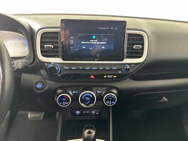 Certified 2023 Hyundai Venue Limited image 21