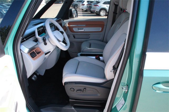 New 2025 Volkswagen ID. Buzz Pro S Plus image 9