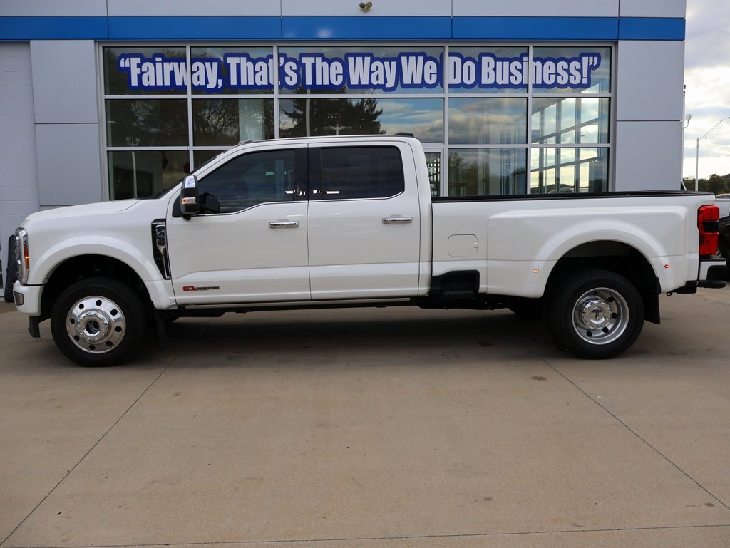 Used 2023 Ford F450 Platinum w/ FX4 Off-Road Package image 7