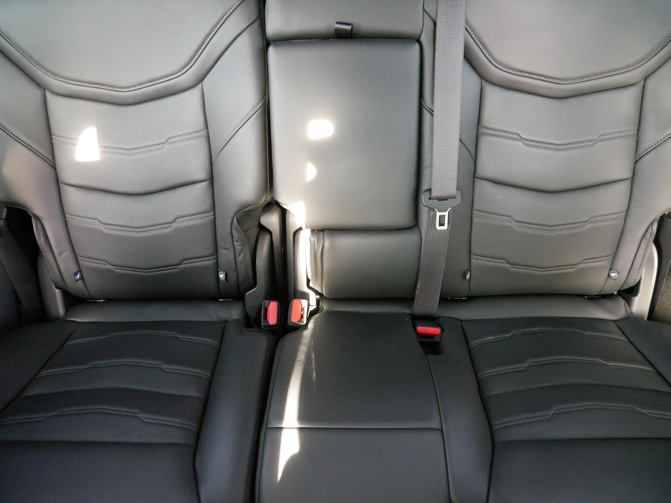 Certified 2024 Cadillac XT6 Sport w/ LPO, Onyx Lite Package image 13